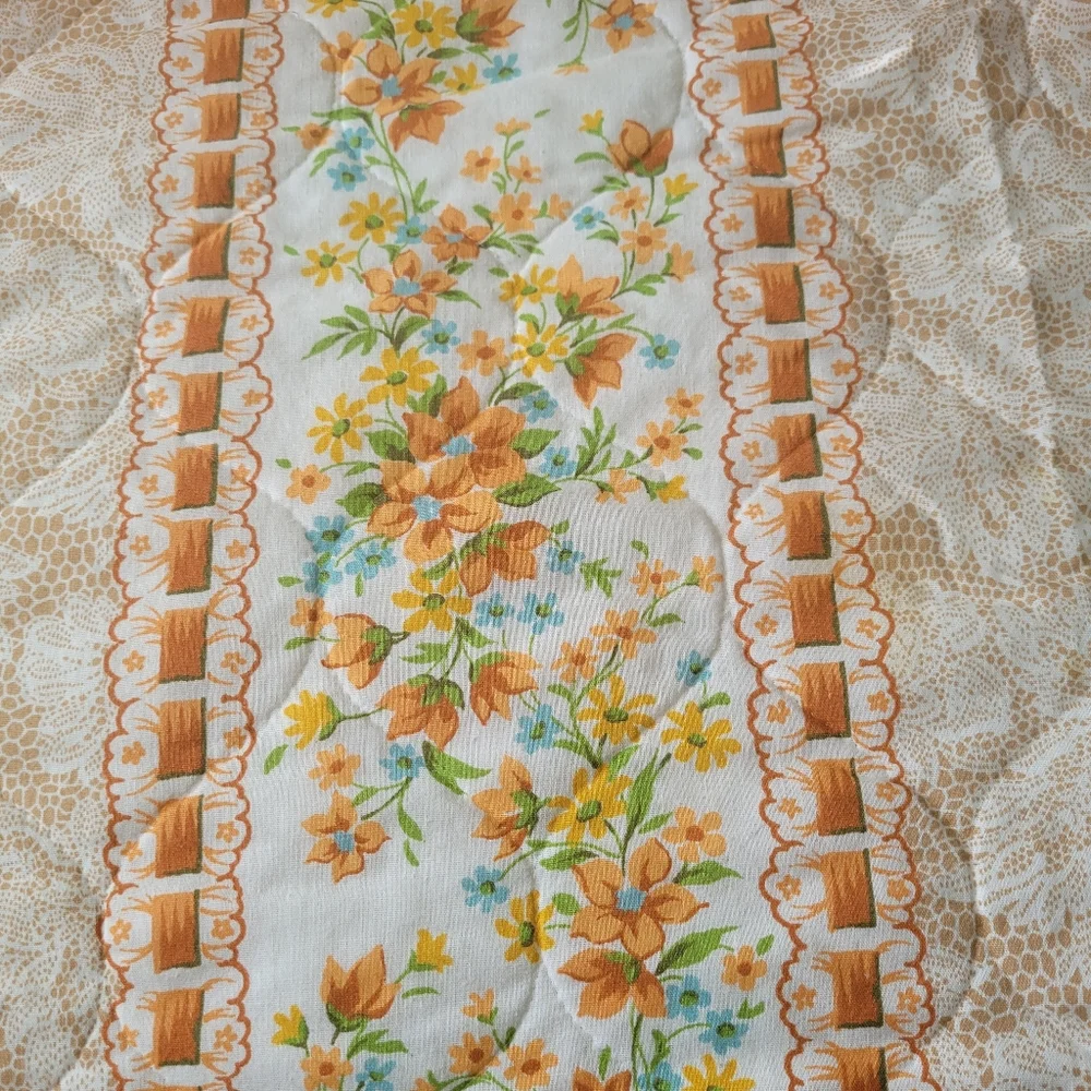 Vintage Floral Patterned Coverlet Bedspread Full/Queen